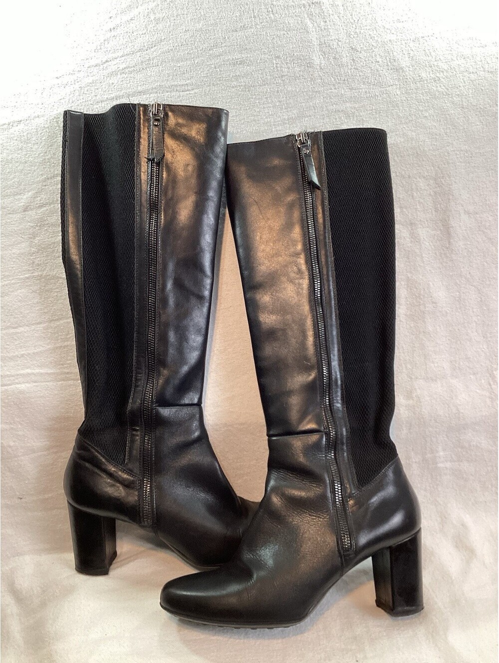Aquatalia Leather Knee High Boots Size 6.5 Black Heeled Zip